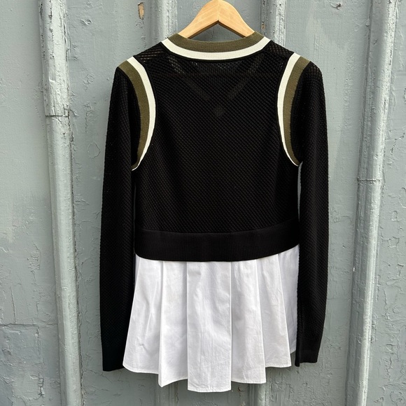 Veronica Beard Mixed Media V-Neck Sweater, size M - Picture 3 of 8